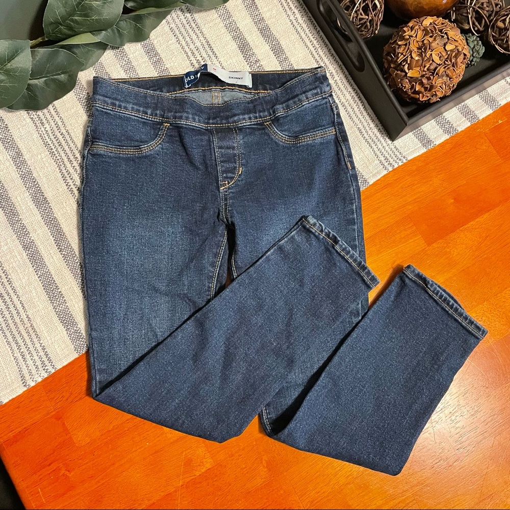 Girl’s Old Navy Medium/Dark Wash Skinny Jeans 👖 🌸